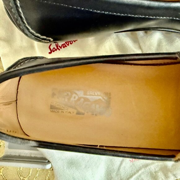 Salvatore Ferragamo Mens Parigi Gancini Black Leather Loafer Sz 9.5D, Excellent - Picture 4 of 11